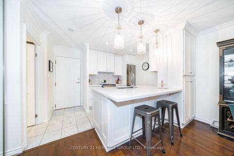 Photo 6 at 146 - 24 Southport Street, Swansea, Toronto