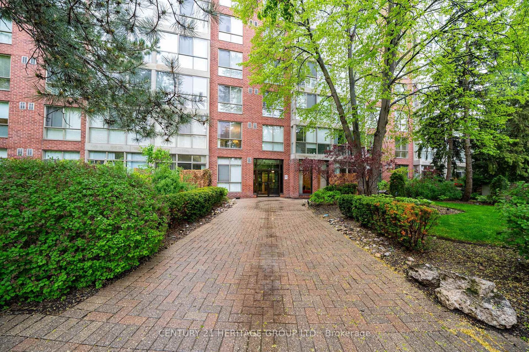 146 - 24 Southport Street, Swansea, Toronto photo 1