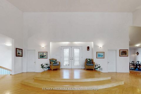 Photo 3 at 18381 McCowan Road, Rural East Gwillimbury, East Gwillimbury