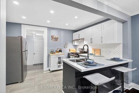 Photo 4 at 358 McRoberts Avenue, Fairbank, Toronto