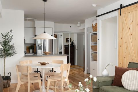 Photo 6 at 510 - 35 Saranac Boulevard, Lawrence, Toronto