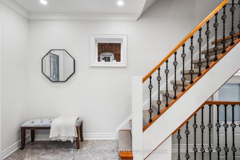 Photo 5 at 556 Davisville Avenue, Mount Pleasant East, Toronto