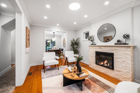 Photo 6 at 556 Davisville Avenue, Mount Pleasant East, Toronto