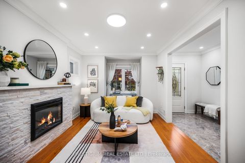 Photo 11 at 556 Davisville Avenue, Mount Pleasant East, Toronto