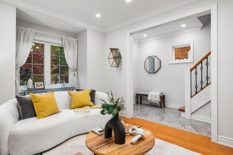 Photo 12 at 556 Davisville Avenue, Mount Pleasant East, Toronto