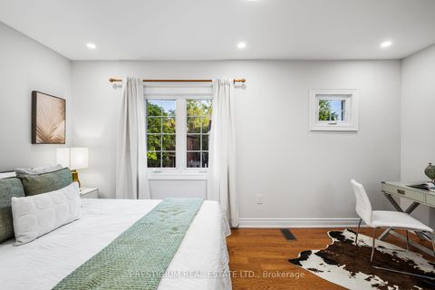 Photo 25 at 556 Davisville Avenue, Mount Pleasant East, Toronto