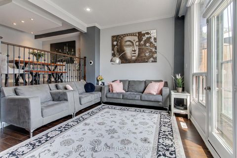 Photo 5 at 19 - 11 Plaisance Road, North Richvale, Richmond Hill