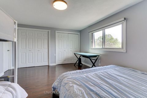 Photo 17 at 19 - 11 Plaisance Road, North Richvale, Richmond Hill