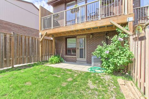 Photo 22 at 19 - 11 Plaisance Road, North Richvale, Richmond Hill
