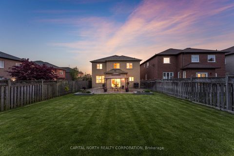Photo 42 at 6 Veerland Drive, Rustic, Toronto