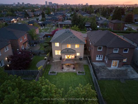 Photo 43 at 6 Veerland Drive, Rustic, Toronto