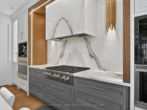 Photo 20 at 205 Northwood Drive, Newtonbrook East, Toronto