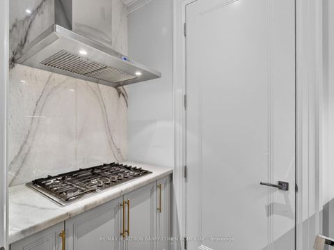 Photo 21 at 205 Northwood Drive, Newtonbrook East, Toronto