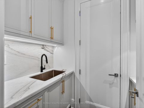 Photo 22 at 205 Northwood Drive, Newtonbrook East, Toronto