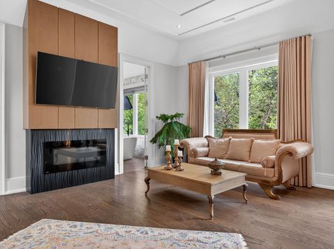 Photo 27 at 205 Northwood Drive, Newtonbrook East, Toronto