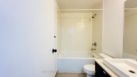 Photo 22 at 3213 - 105 The Queensway Avenue, Swansea, Toronto