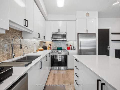 Photo 6 at 606 - 35 Fontenay Court, Humber Valley, Toronto