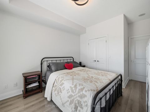 Photo 10 at 606 - 35 Fontenay Court, Humber Valley, Toronto