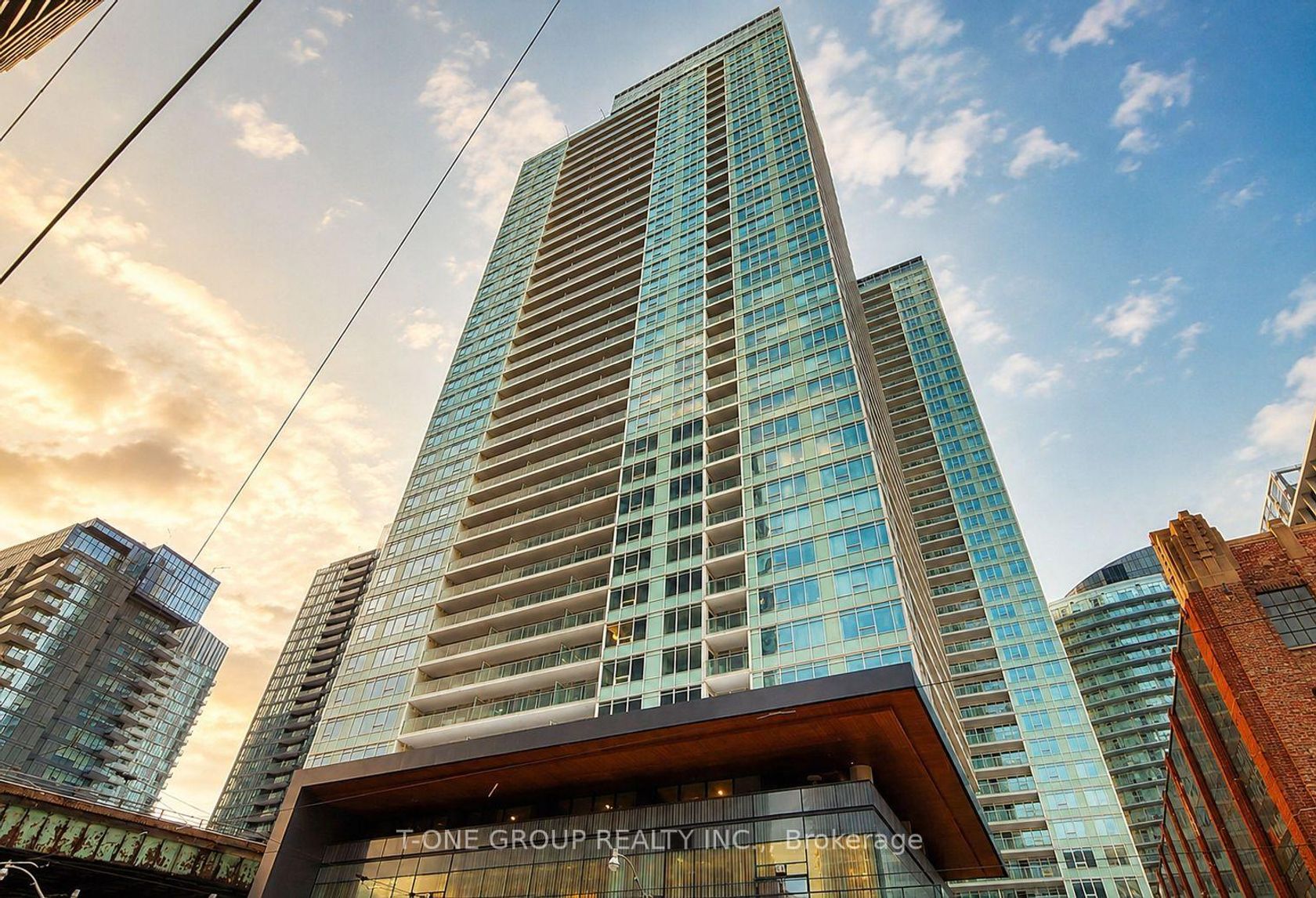 1502 - 19 Bathurst Street, Waterfront Communities C1, Toronto 