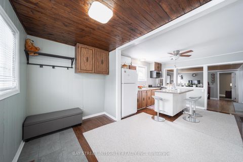Photo 16 at 74 De La Salle Boulevard, Sutton & Jackson's Point, Georgina