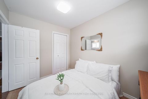 Photo 25 at 74 De La Salle Boulevard, Sutton & Jackson's Point, Georgina