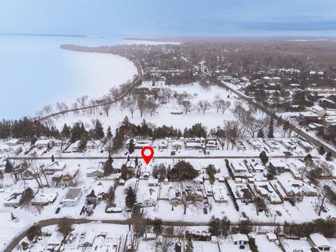 Photo 33 at 74 De La Salle Boulevard, Sutton & Jackson's Point, Georgina
