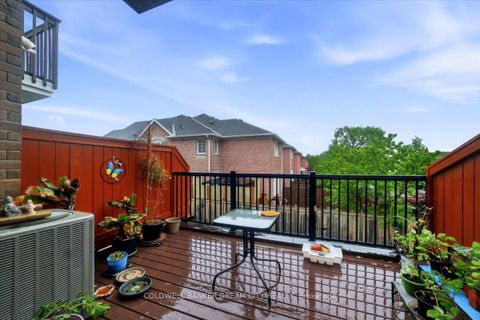 Photo 32 at 559 Midland Avenue, Cliffcrest, Toronto