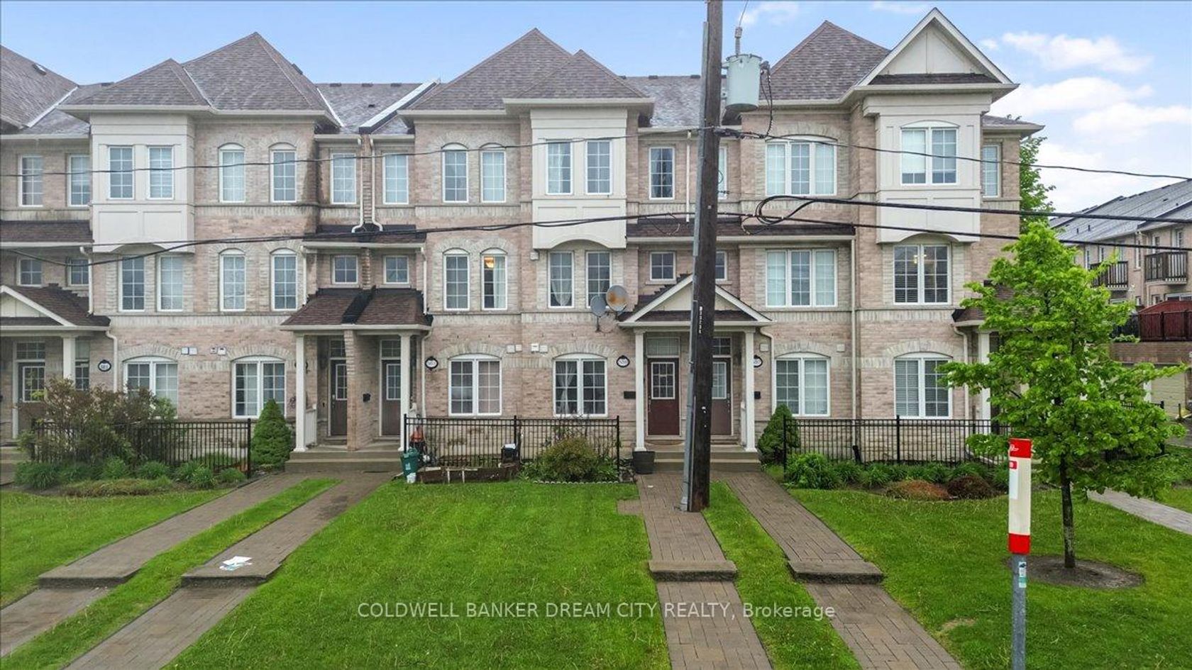 559 Midland Avenue, Cliffcrest, Toronto 
