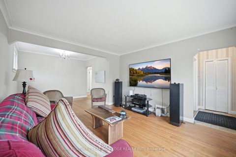 Photo 8 at 54 Lewiston Road, Dorset Park, Toronto