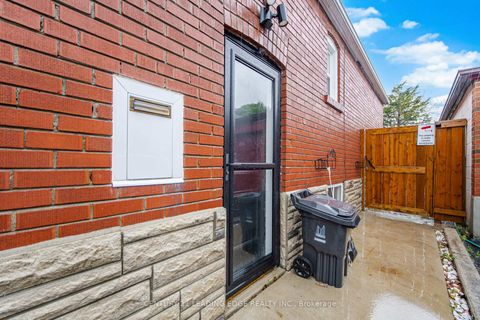 Photo 20 at 54 Lewiston Road, Dorset Park, Toronto
