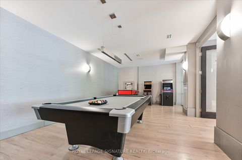 Photo 17 at 420 - 399 Adelaide Street W, Waterfront Communities C1, Toronto