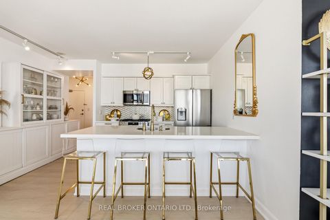 Photo 9 at 3812 - 10 Navy Wharf Court, Waterfront Communities C1, Toronto