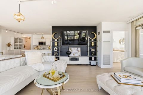 Photo 16 at 3812 - 10 Navy Wharf Court, Waterfront Communities C1, Toronto