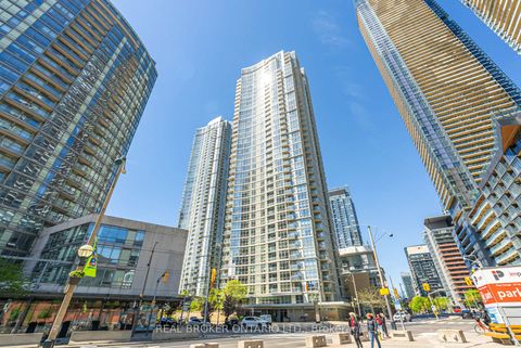 Photo 33 at 3812 - 10 Navy Wharf Court, Waterfront Communities C1, Toronto