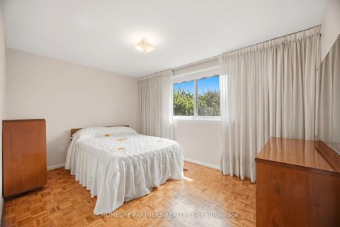 Photo 21 at 18 Zealand Road, Richview, Toronto