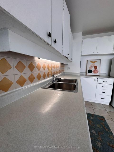 Photo 11 at 2405 - 715 Don Mills Road, Flemingdon Park, Toronto