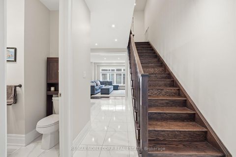 Photo 5 at 60 Tatton Court, King City, King