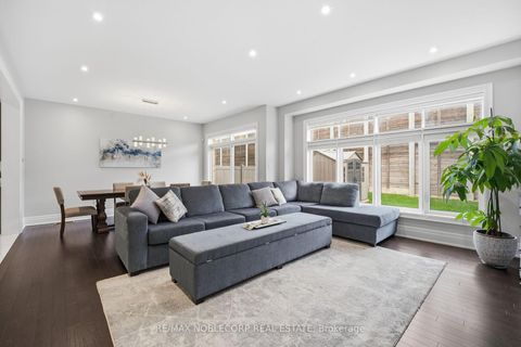 Photo 14 at 60 Tatton Court, King City, King