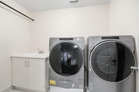 Photo 30 at 60 Tatton Court, King City, King