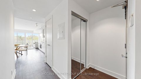 Photo 13 at 605 - 3018 Yonge Street, Lawrence Park South, Toronto