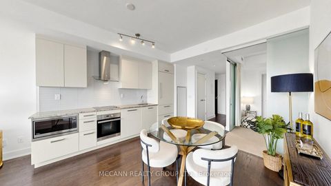 Photo 19 at 605 - 3018 Yonge Street, Lawrence Park South, Toronto