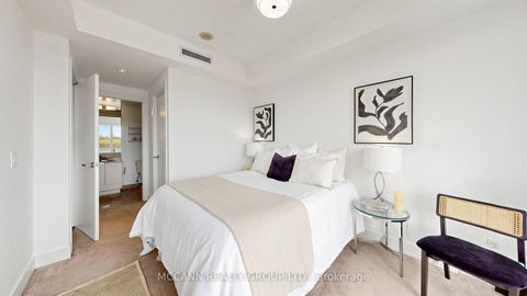 Photo 22 at 605 - 3018 Yonge Street, Lawrence Park South, Toronto