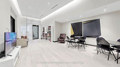 Photo 36 at 605 - 3018 Yonge Street, Lawrence Park South, Toronto