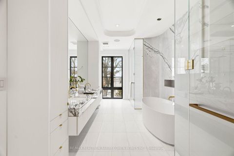 Photo 11 at 106 Yorkminster Road, Windfields, Toronto