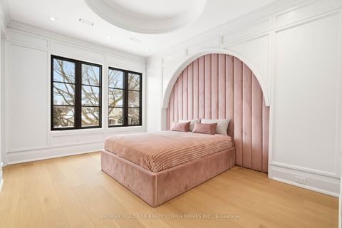 Photo 13 at 106 Yorkminster Road, Windfields, Toronto
