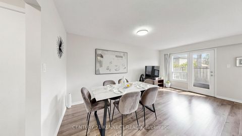 Photo 5 at 9 - 260 Avenue Road, North Richvale, Richmond Hill