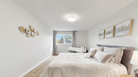 Photo 14 at 9 - 260 Avenue Road, North Richvale, Richmond Hill