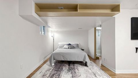 Photo 22 at 9 - 260 Avenue Road, North Richvale, Richmond Hill