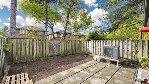 Photo 23 at 9 - 260 Avenue Road, North Richvale, Richmond Hill