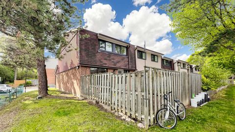 Photo 25 at 9 - 260 Avenue Road, North Richvale, Richmond Hill